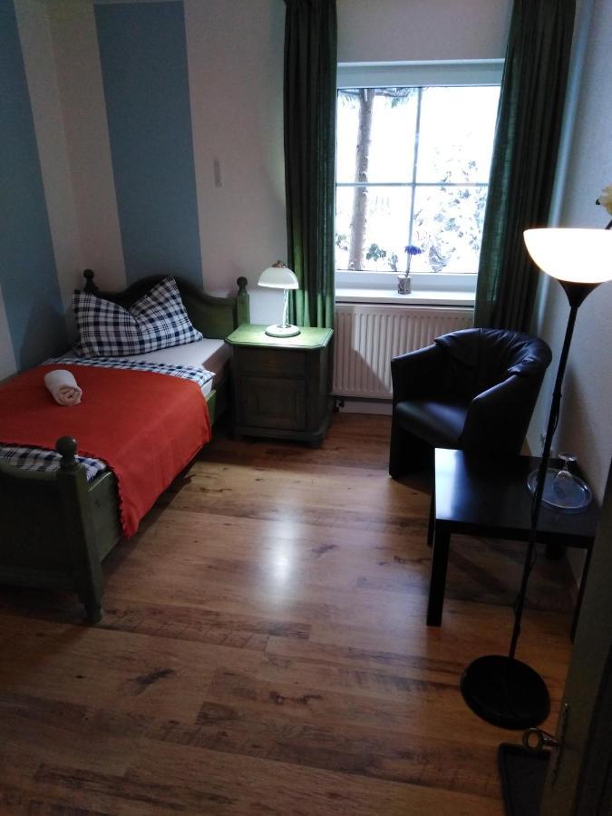 Landhaus Edelweiss Bed&Breakfast - Adults Only Нойщад-ам-Ренщайг Екстериор снимка