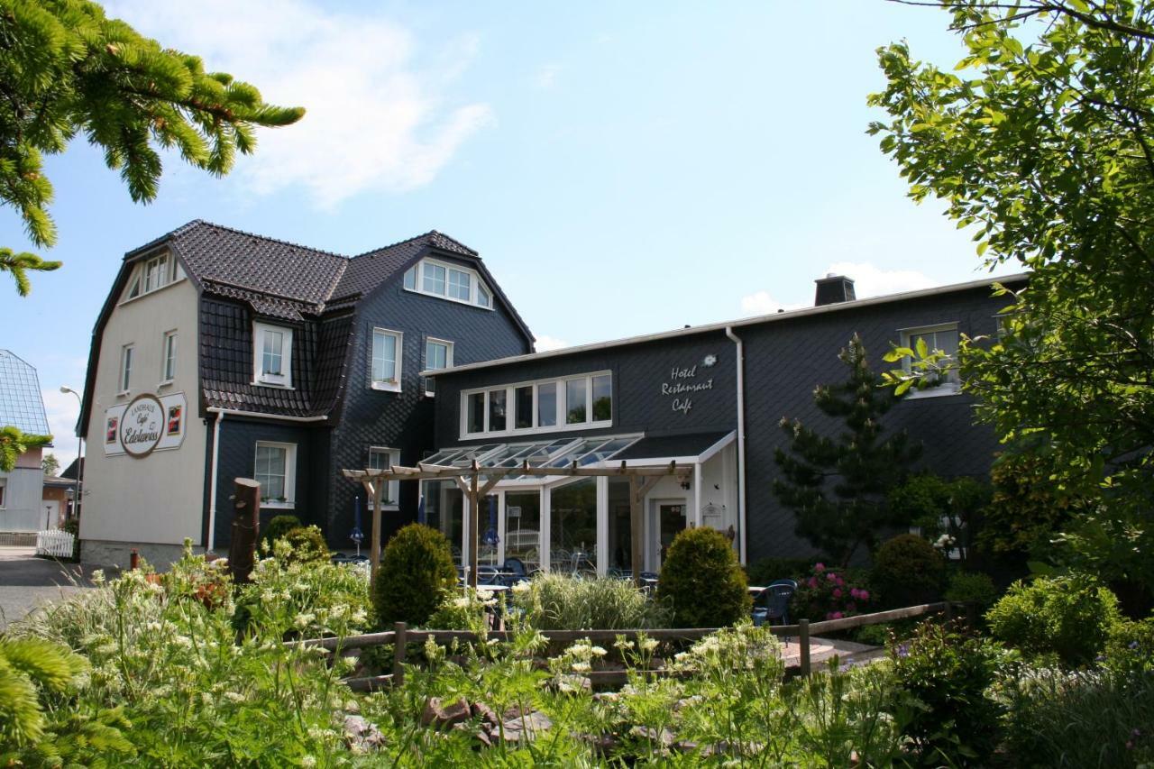 Landhaus Edelweiss Bed&Breakfast - Adults Only Нойщад-ам-Ренщайг Екстериор снимка
