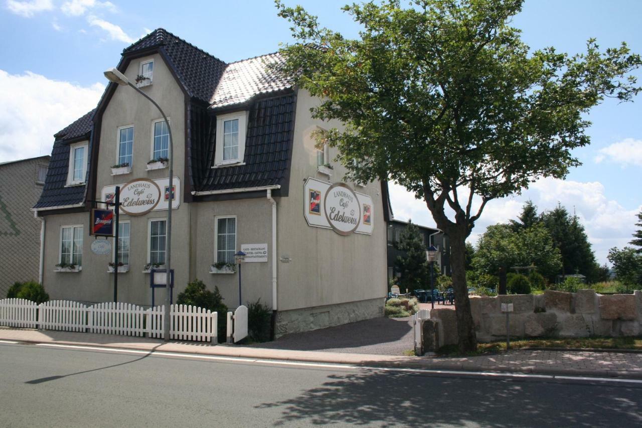 Landhaus Edelweiss Bed&Breakfast - Adults Only Нойщад-ам-Ренщайг Екстериор снимка
