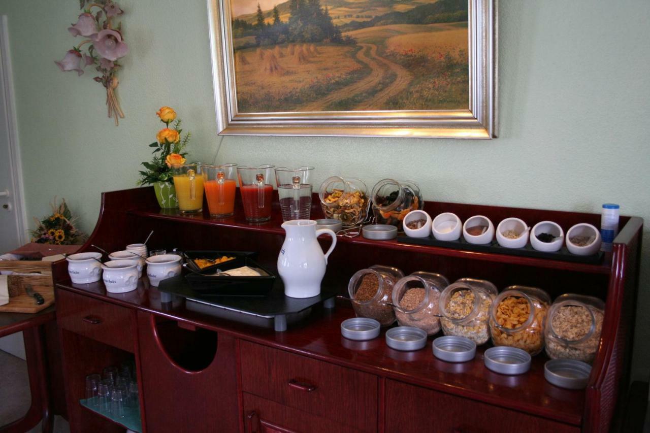 Landhaus Edelweiss Bed&Breakfast - Adults Only Нойщад-ам-Ренщайг Екстериор снимка