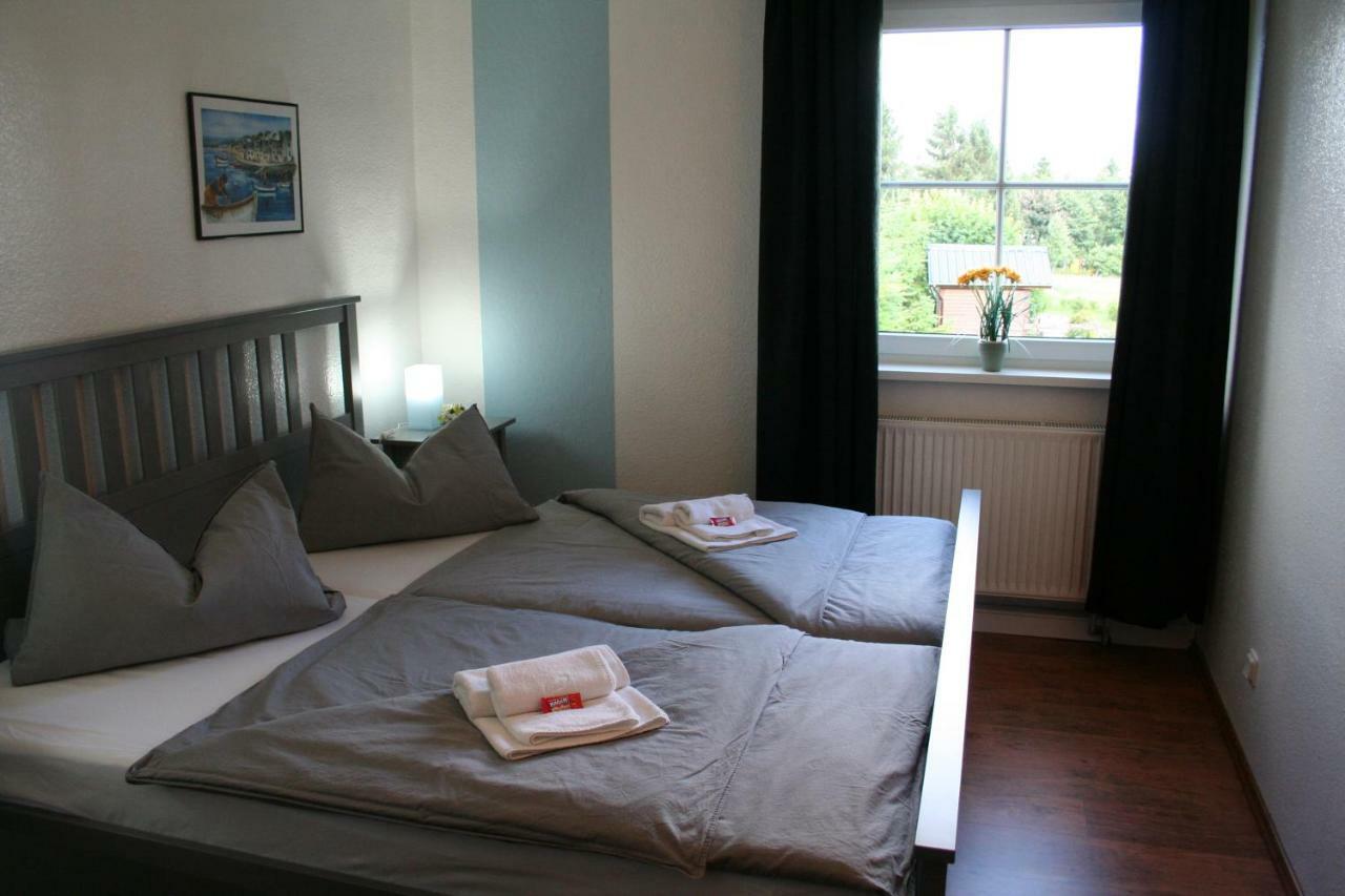 Landhaus Edelweiss Bed&Breakfast - Adults Only Нойщад-ам-Ренщайг Екстериор снимка
